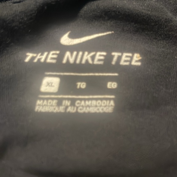 Nike XL mangle blocks men’s short sleeve tee shirt - Picture 3 of 3